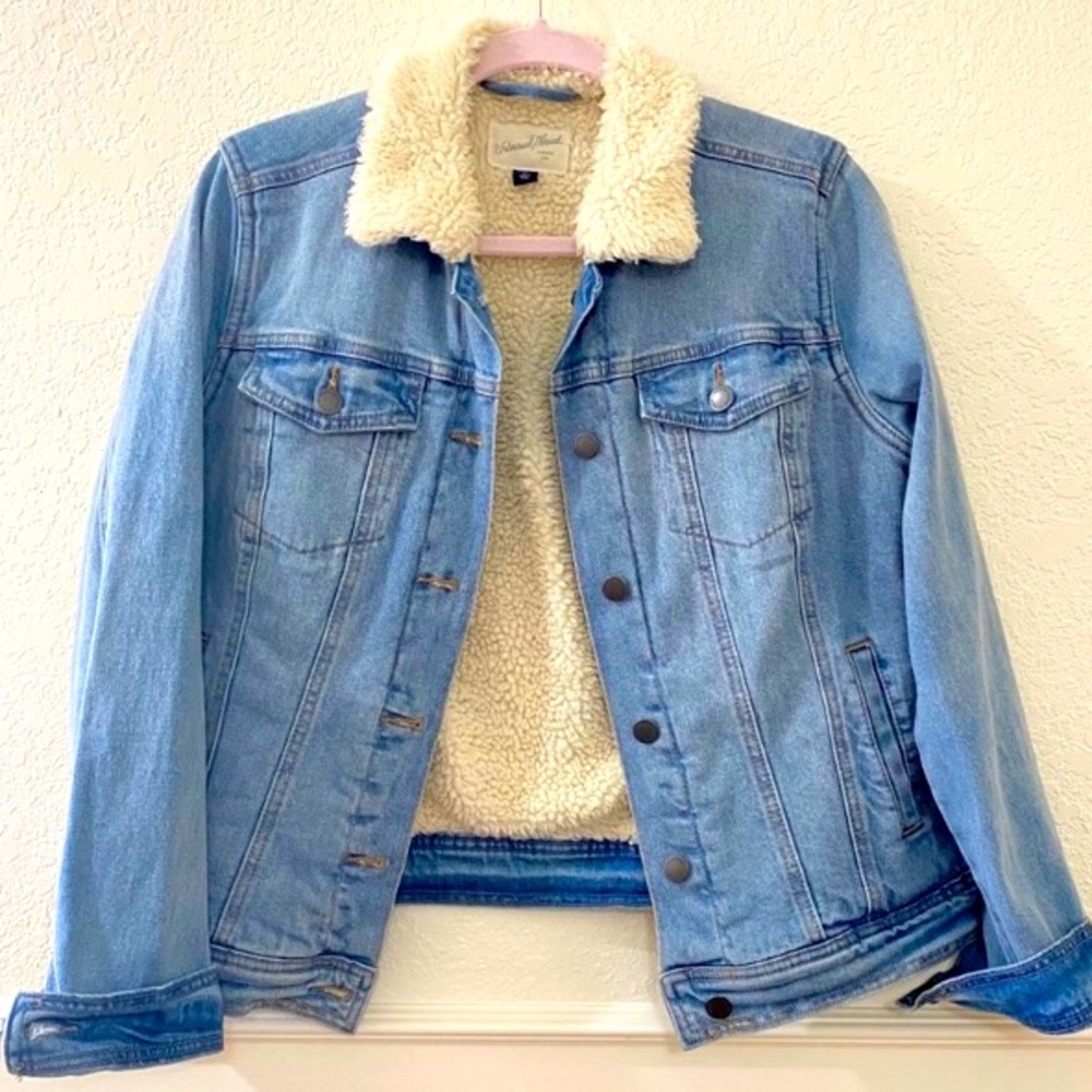 Universal Threads Jean Jacket